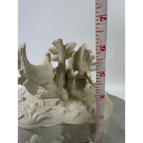 Vtg Bisque Porcelain Two Dove & Roses Heart Shaped Lidded Cream Trinket Box Gift - Picture 10 of 10